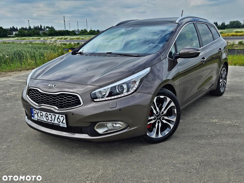 Kia Ceed 1.6 GDI DCT Platinum Edition - 30