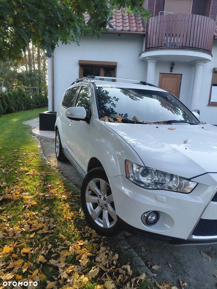Mitsubishi Outlander - 16