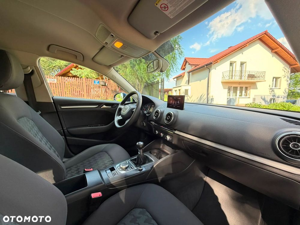 Audi A3 Sportback 2.0 TDI Ambition - 25