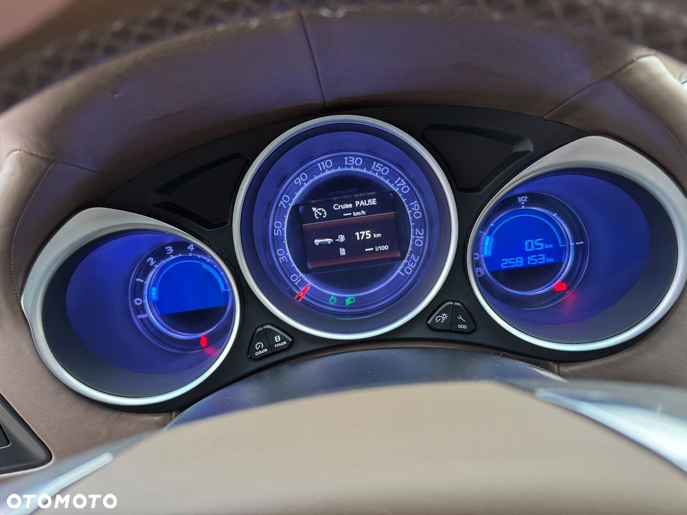 Citroën DS4 HDi 165 Urban Show - 30