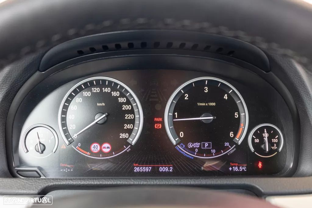 BMW 520 Gran Turismo d - 17