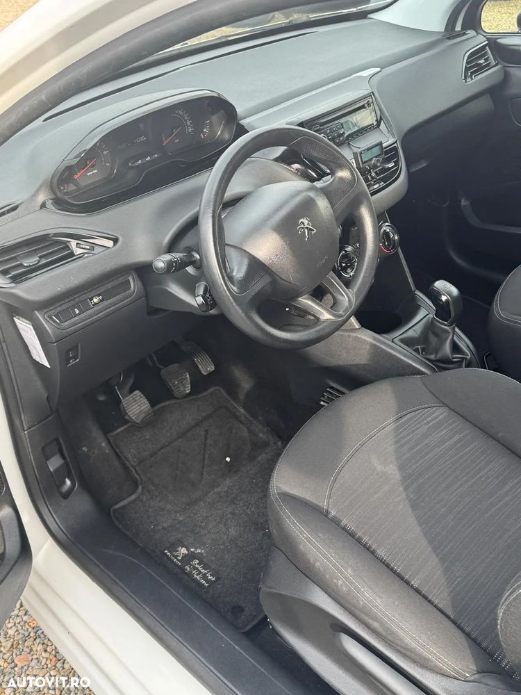 Peugeot 208 1.0 E Active - 7