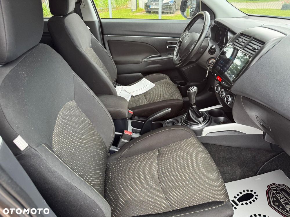 Mitsubishi ASX - 33