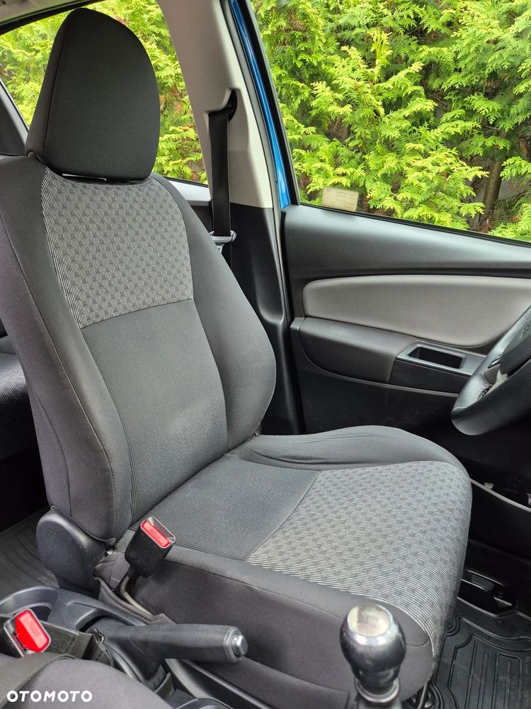 Toyota Yaris 1.33 Premium - 14