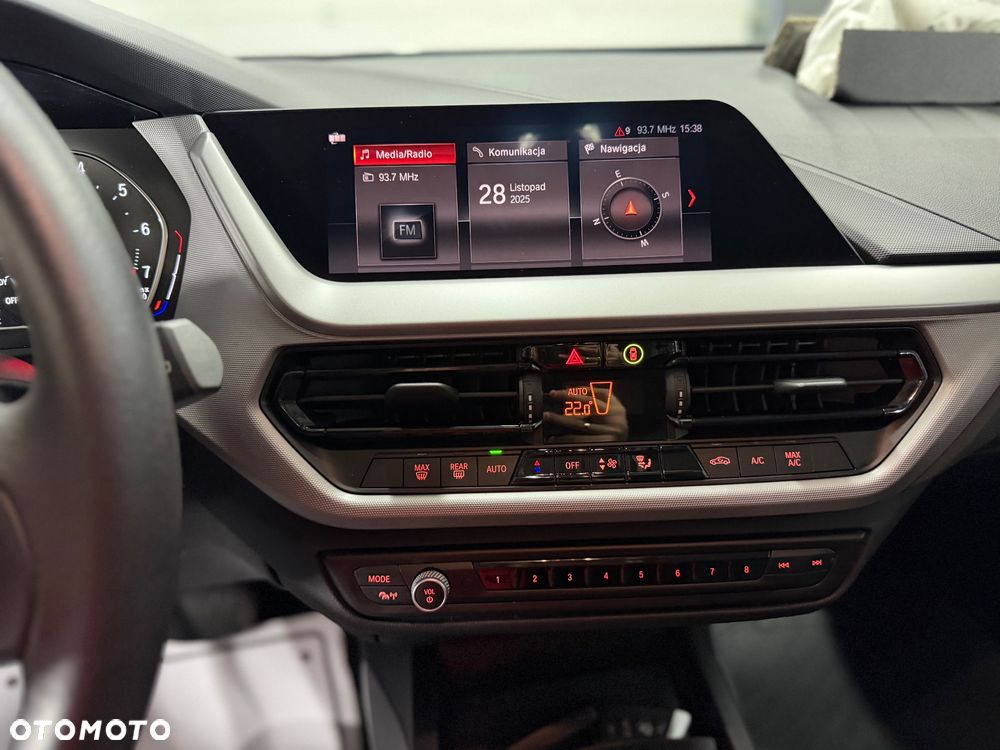 BMW Seria 1 118i Business Edition - 23