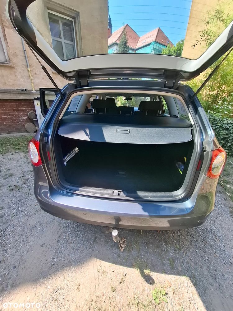 Volkswagen Passat 2.0 TDI DPF Trendline DSG - 6