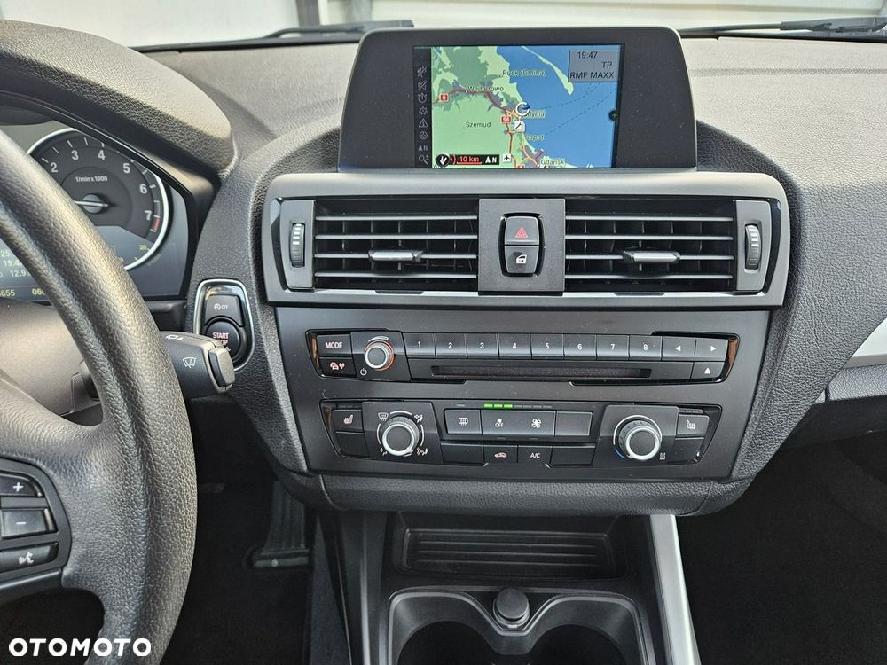 BMW Seria 1 116i Sport Line - 35