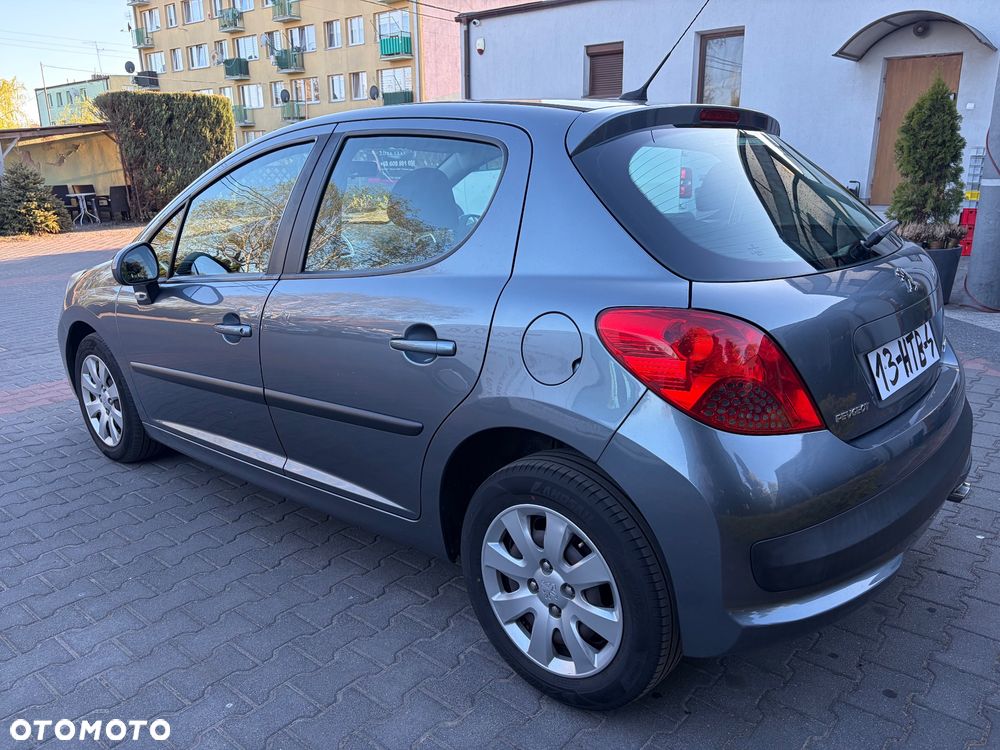 Peugeot 207 95 VTi Urban Style - 6