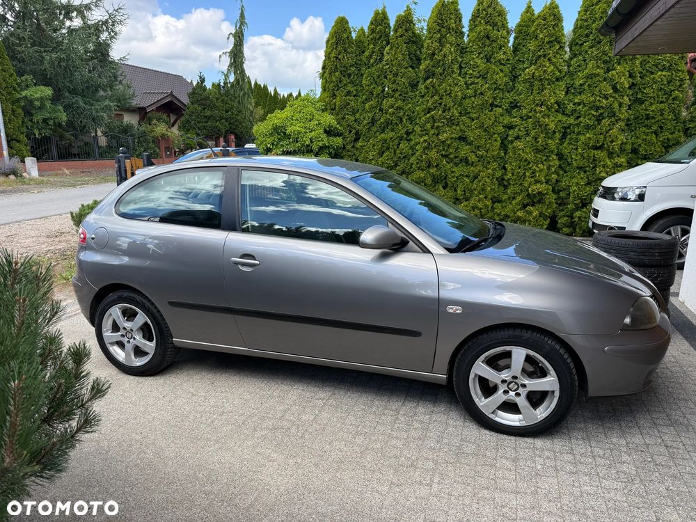 Seat Ibiza 1.4 16V Sport - 2