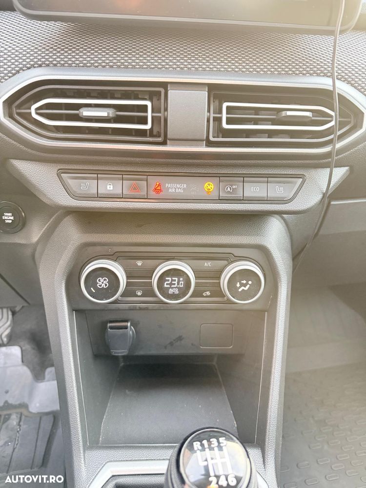 Dacia Logan TCe 90 MT6 Prestige+ - 17