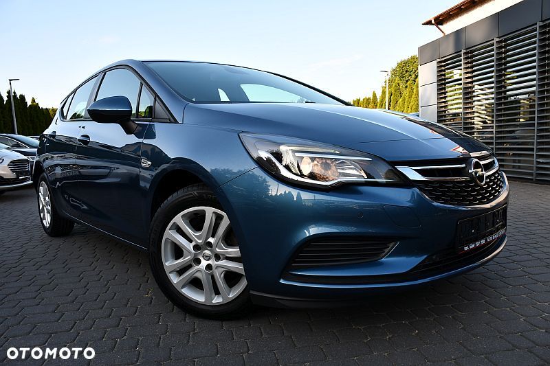 Opel Astra 1.4 Turbo Innovation - 1