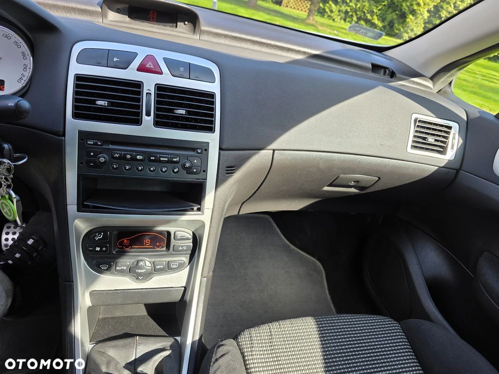 Peugeot 307 2.0 XS Class - 5
