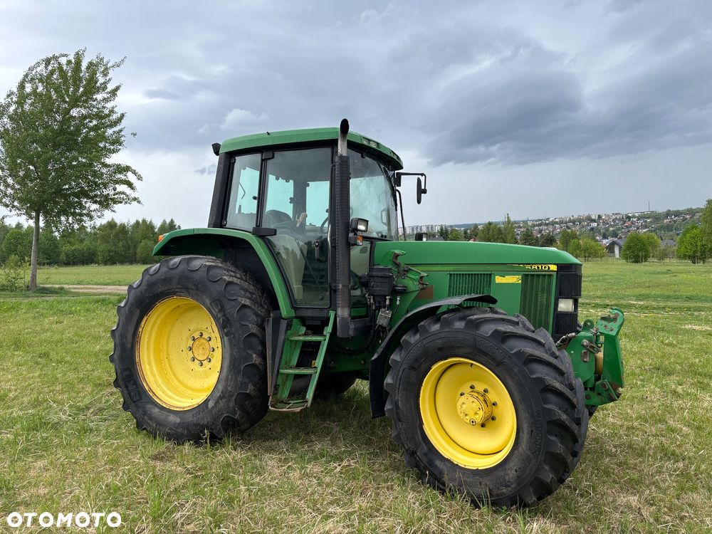John Deere 6810 - 3