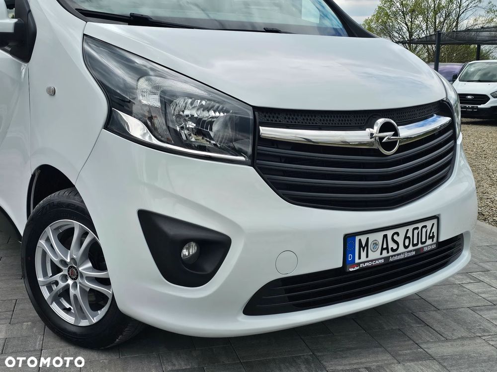 Opel Vivaro - 19