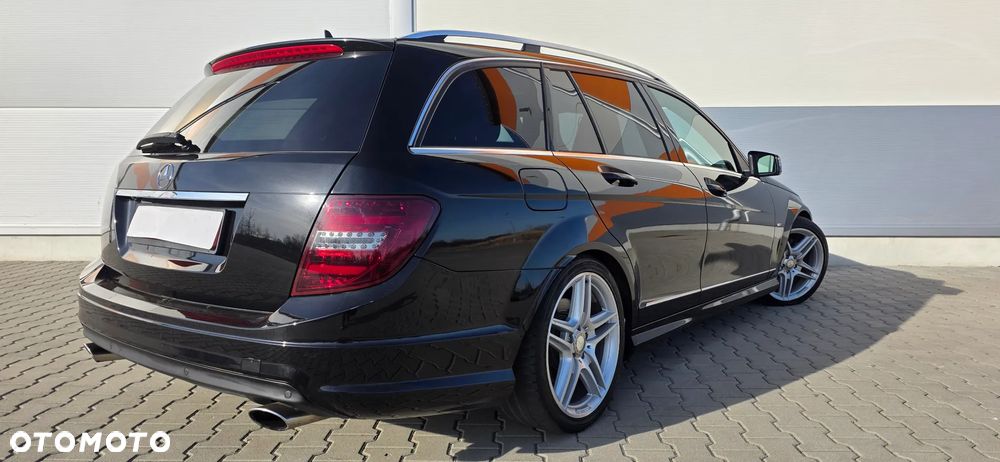 Mercedes-Benz Klasa C 320 T CDI Avantgarde - 3