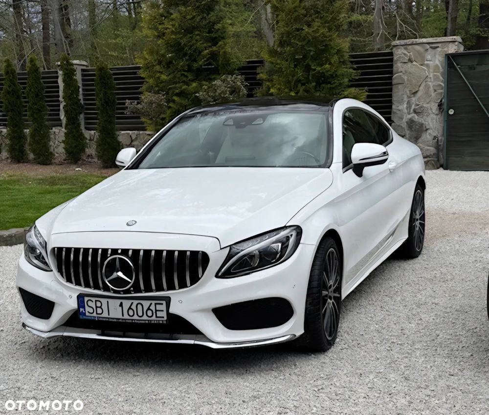 Mercedes-Benz Klasa C 200 4-Matic 9G-Tronic - 2