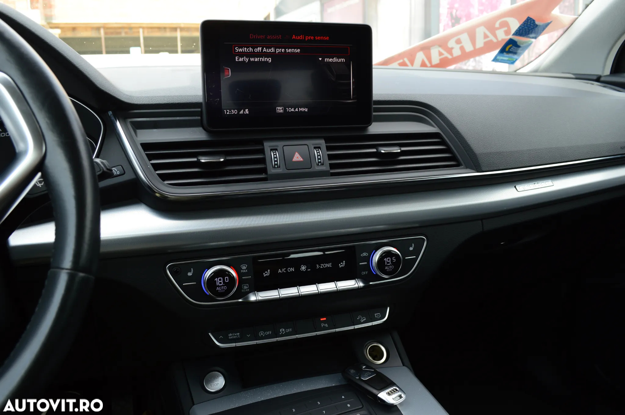 Audi Q5 40 TDI quattro S tronic design - 33