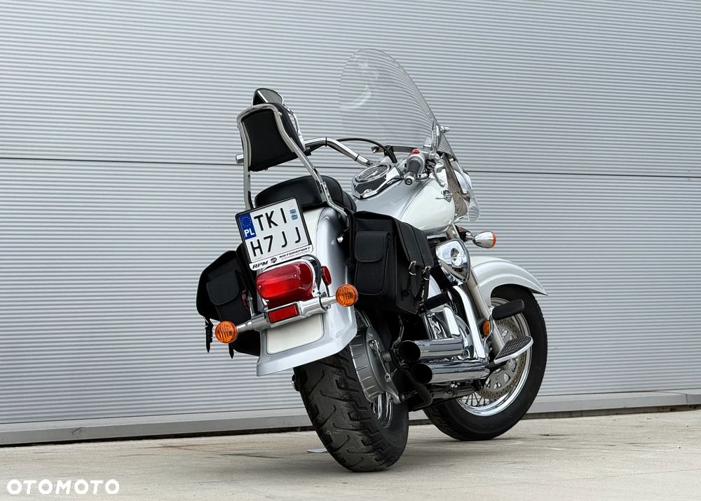 Suzuki VL 800 Volusia - Boulevard C50 - 5