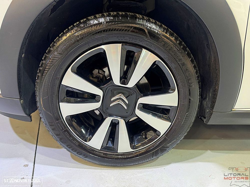 Citroën C3 1.2 PureTech Shine - 12