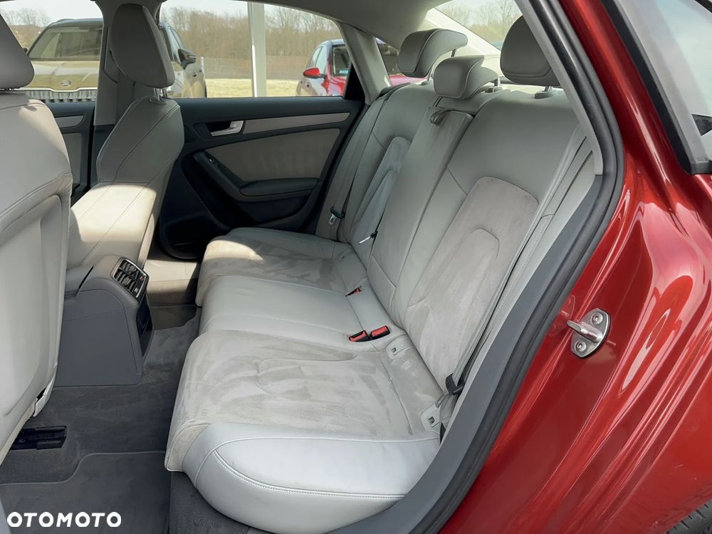 Audi A4 Limousine - 23