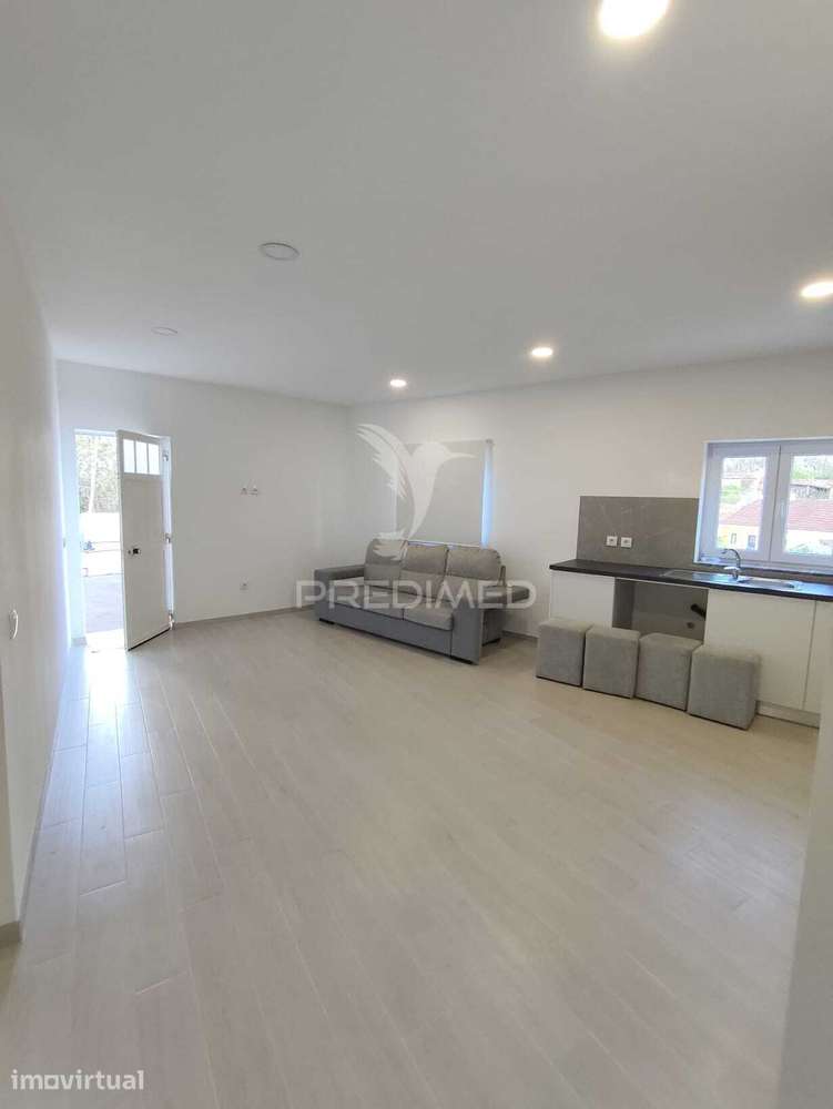 Moradia T1 remodelada com todas as despesas incluídas. - Grande imagem: 2/7