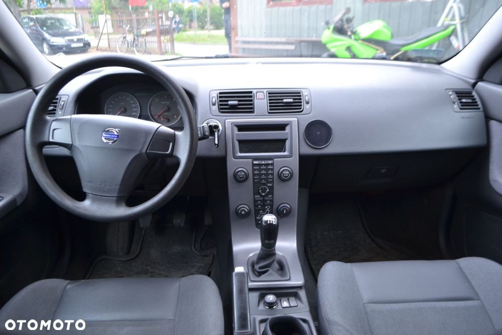 Volvo V50 - 8