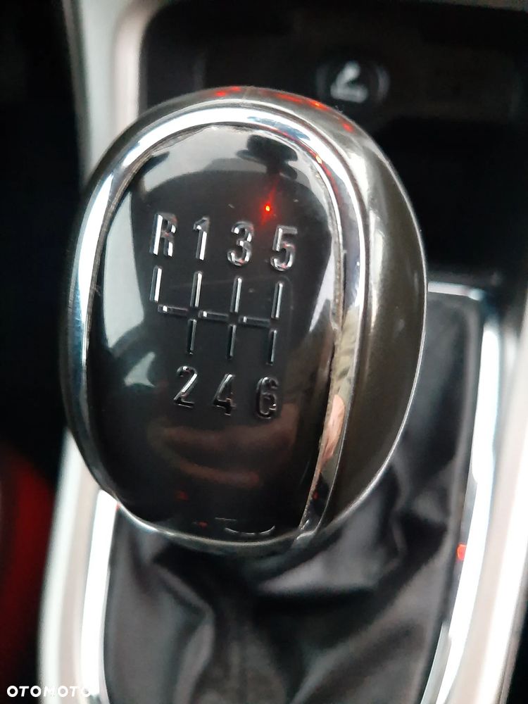Opel Astra 1.4 Turbo 150 Jahre - 26