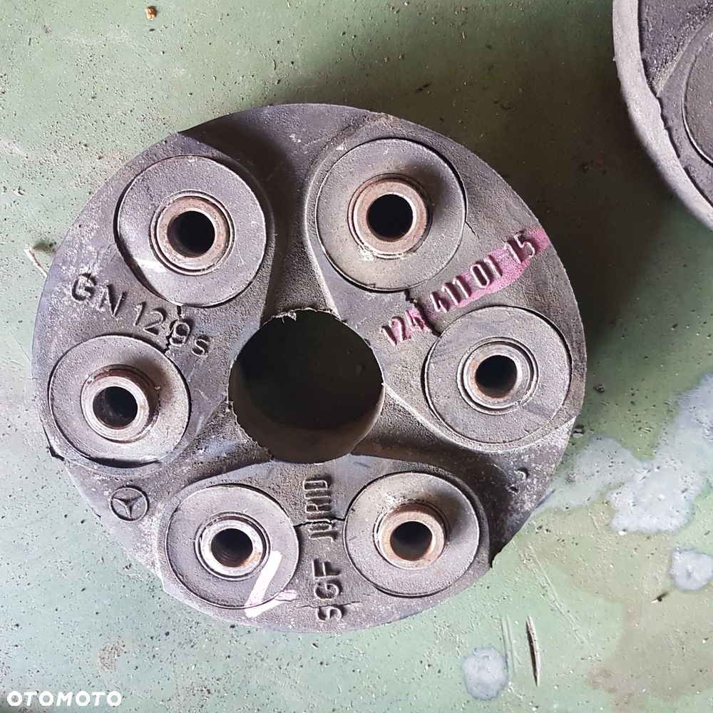 wał podpora wału tłumik drgań mercedes w124 w220. posiadam wszystkie części - 6