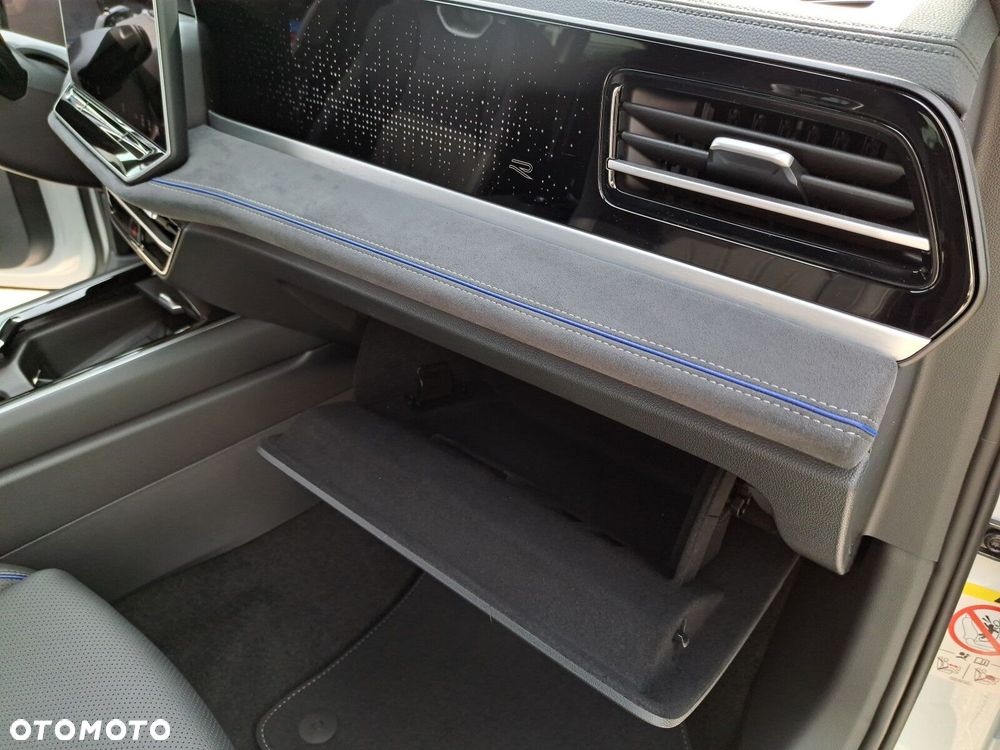 Volkswagen Passat - 33