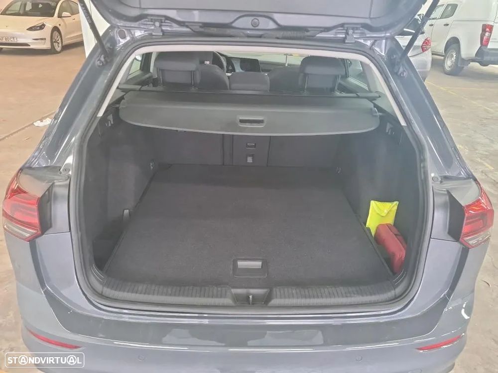 VW Golf Variant 2.0 TDi Life - 10