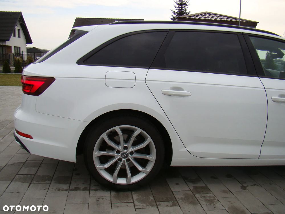 Audi A4 Avant 35 TDI S tronic design - 12