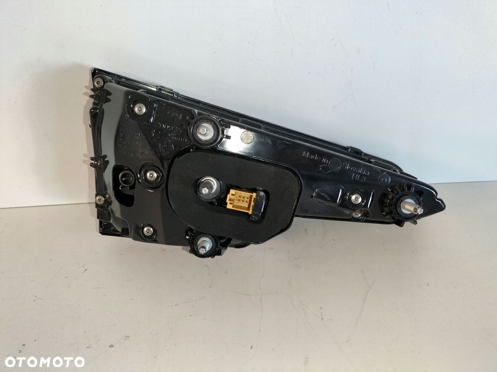lampa tylna tył prawa audi a4 b9 8w 15-19 sedan led - 4