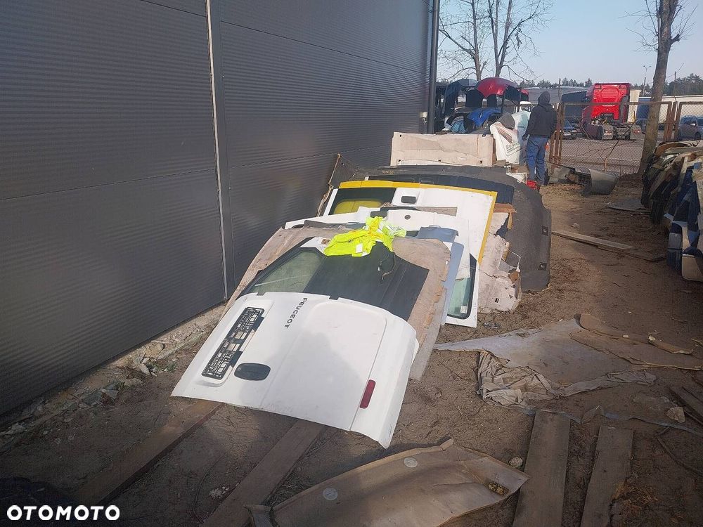 DRZWI KOMPLETNE PRAWY PRZÓD MERCEDES VITO W638 - 5