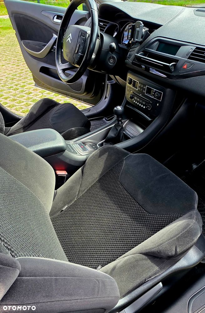 Citroën C5 2.0 HDi Attraction - 12