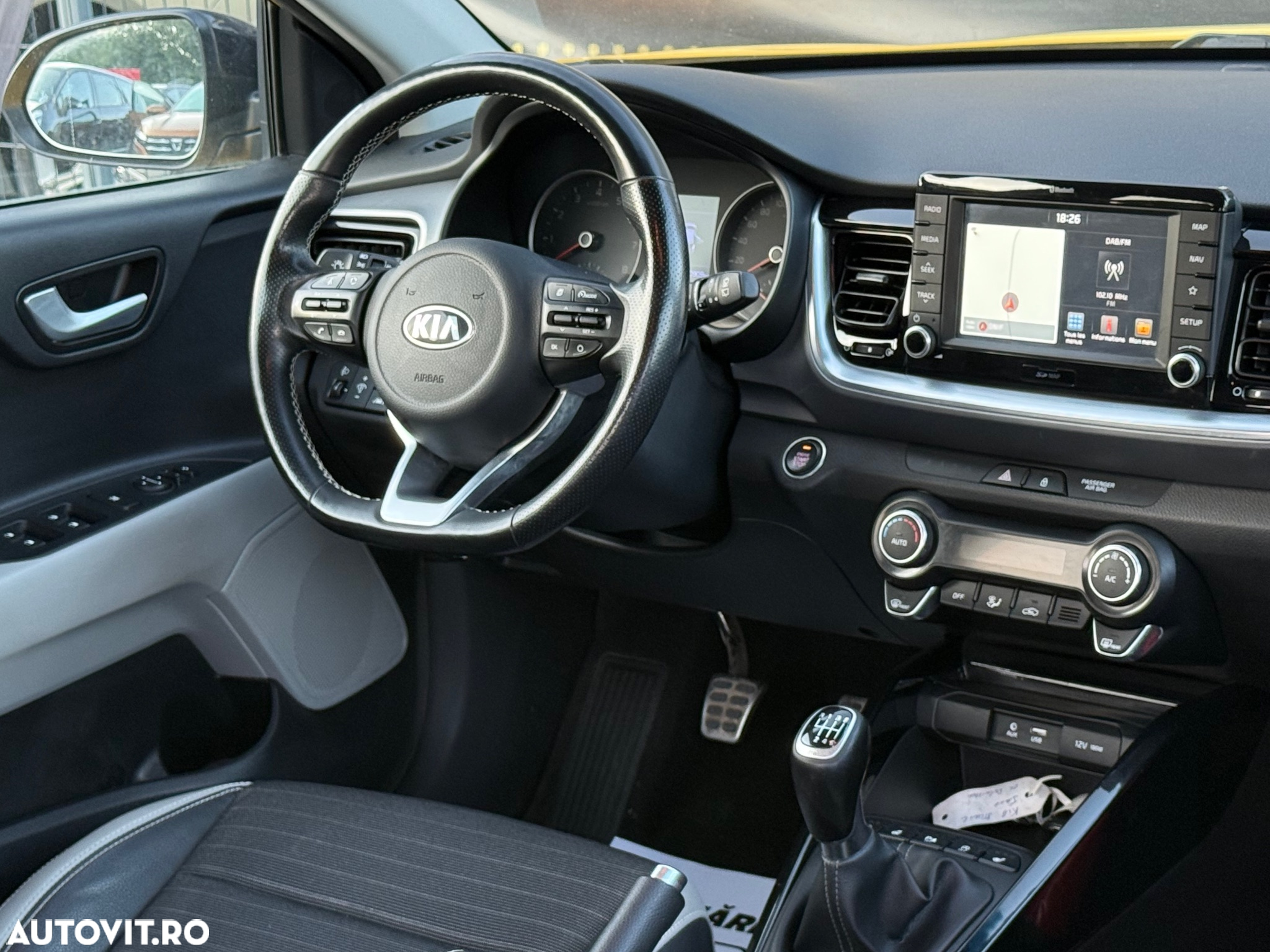 Kia Stonic 1.0 T-GDI 120 Platinum Edition - 5