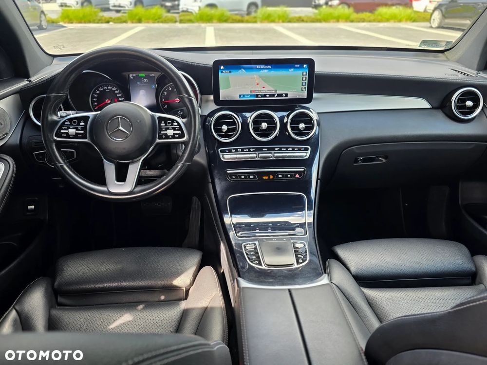 Mercedes-Benz GLC 200 4Matic 9G-TRONIC AMG Line - 17