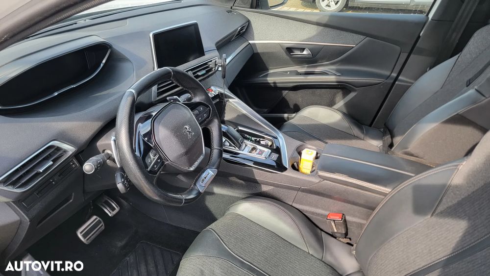 Peugeot 5008 BlueHDI 130 EAT8 GT - 13