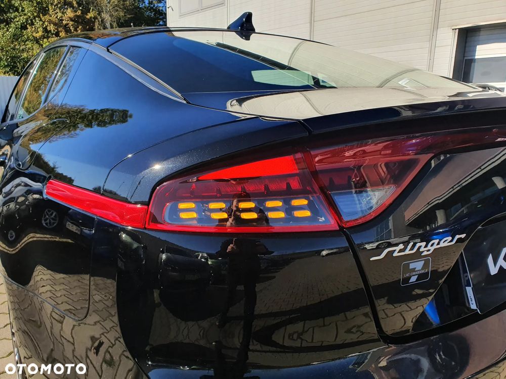 Kia Stinger 3.3 T-GDI V6 GT AWD - 13