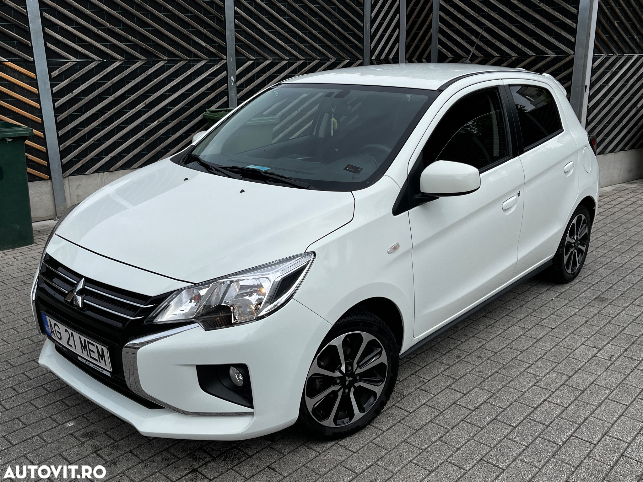 Mitsubishi Space Star 1.2 2WD MT Inform - 5