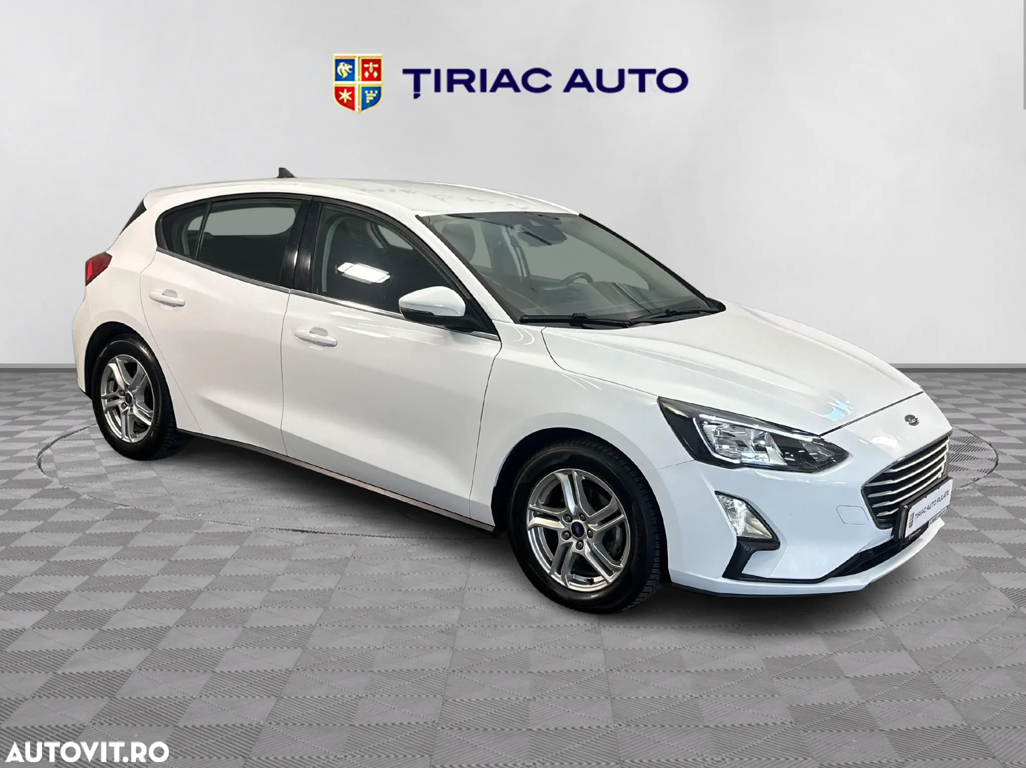 Ford Focus - 7