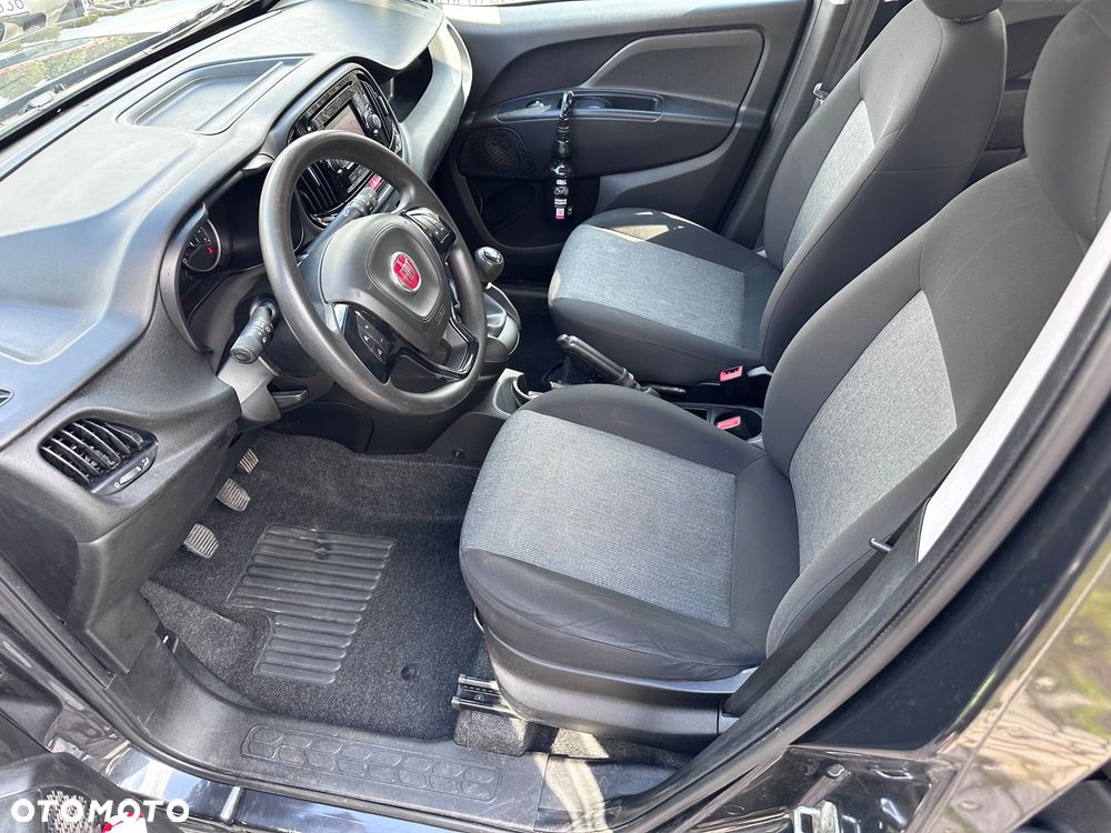 Fiat Doblo 1.4 T-Jet 16V Easy - 9