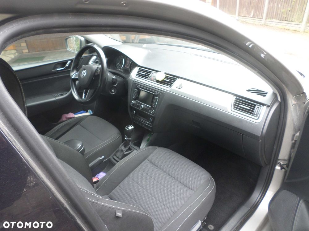 Skoda RAPID - 7