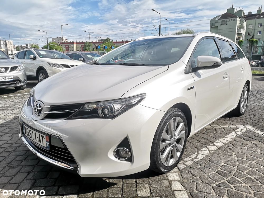 Toyota Auris 1.8 VVT-i Automatik Comfort - 1