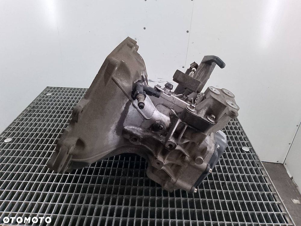 SKRZYNIA BIEGÓW MANUALNA SAAB 9-3 II 3U9C394 1.8 16V - 5