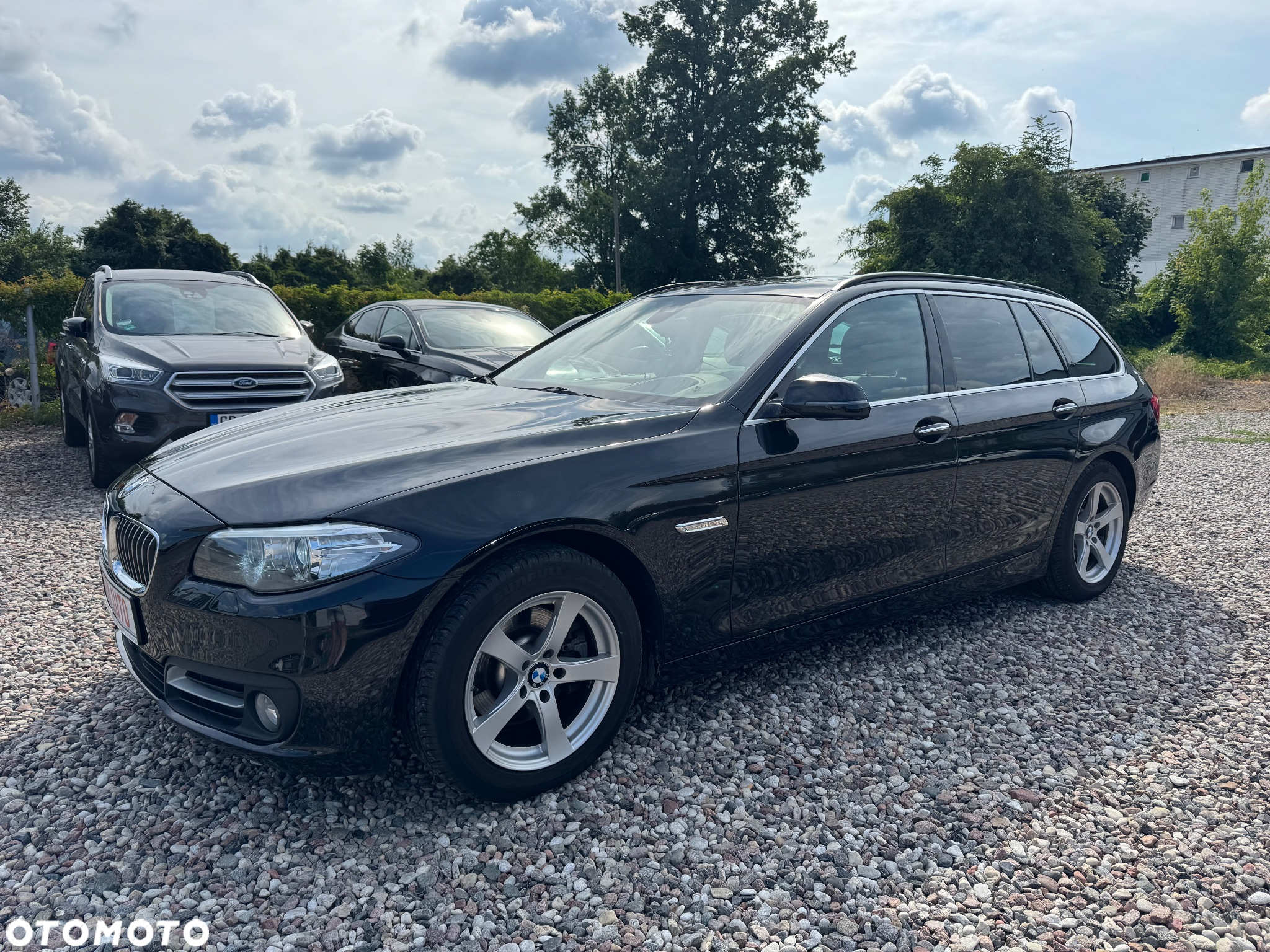BMW Seria 5 520d xDrive - 5
