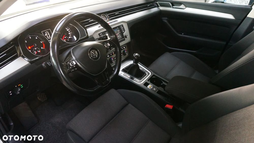 Volkswagen Passat 2.0 TDI BMT Comfortline - 6