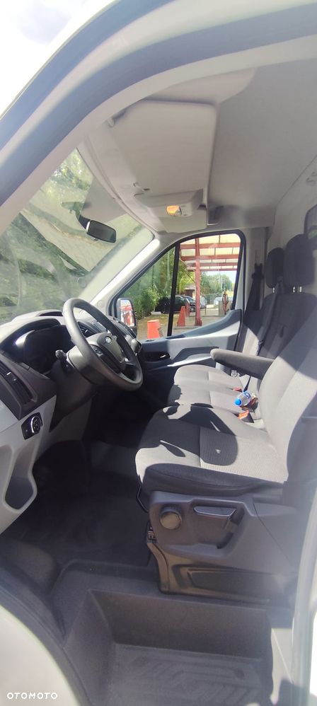 Ford Transit - 9