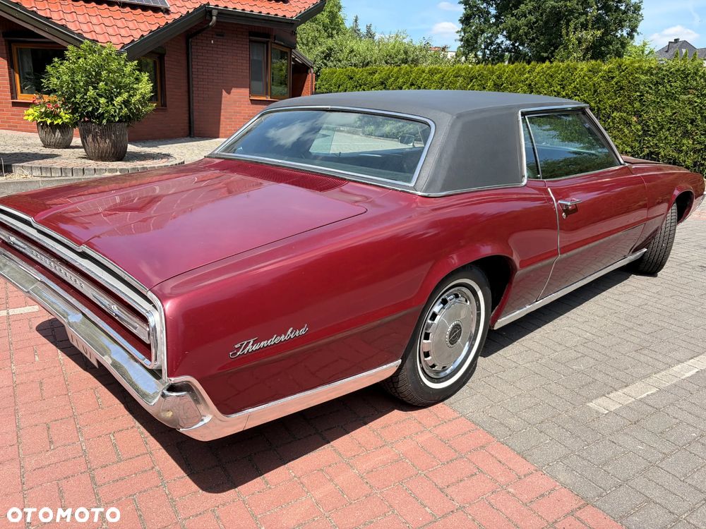 Ford Thunderbird - 6