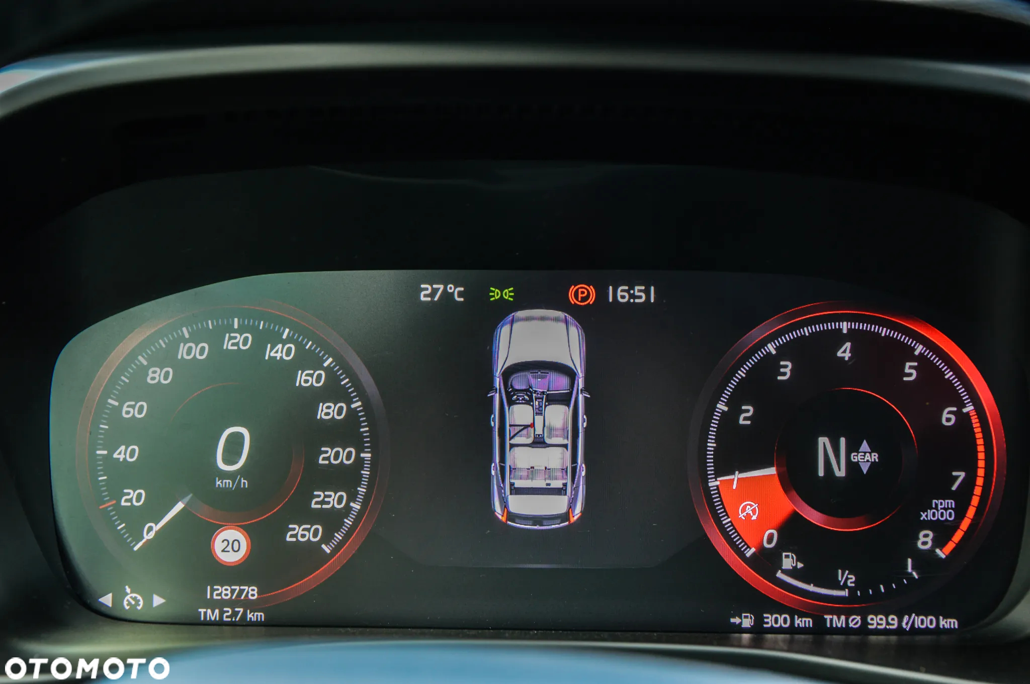 Volvo XC 40 T3 Momentum - 19