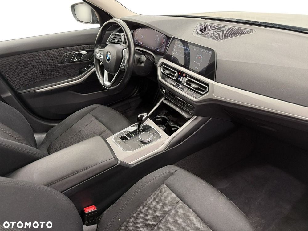 BMW Seria 3 - 15